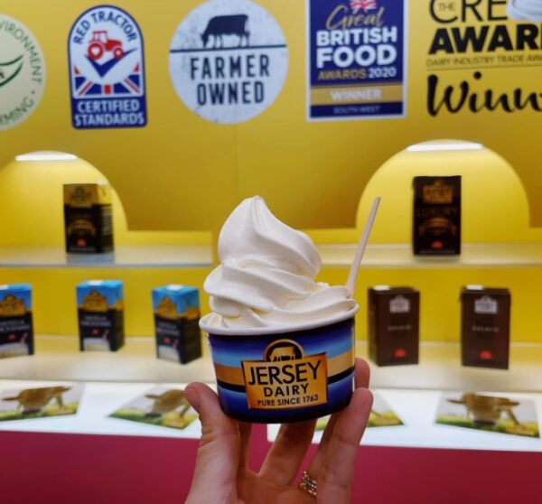 Jersey Dairy Luxury Ice Cream Mix 1lt - Image 2