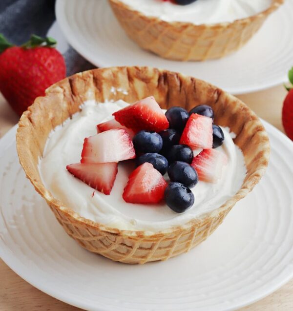 Marcantonio Small Edible Waffle Cup - Image 2