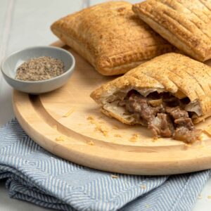 Best Bakes To Go Peppered Steak Slice