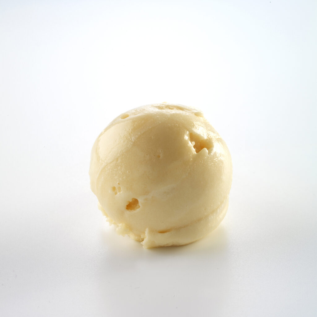 45083 4.5lt Joe Delucci's Passion Fruit Gelato